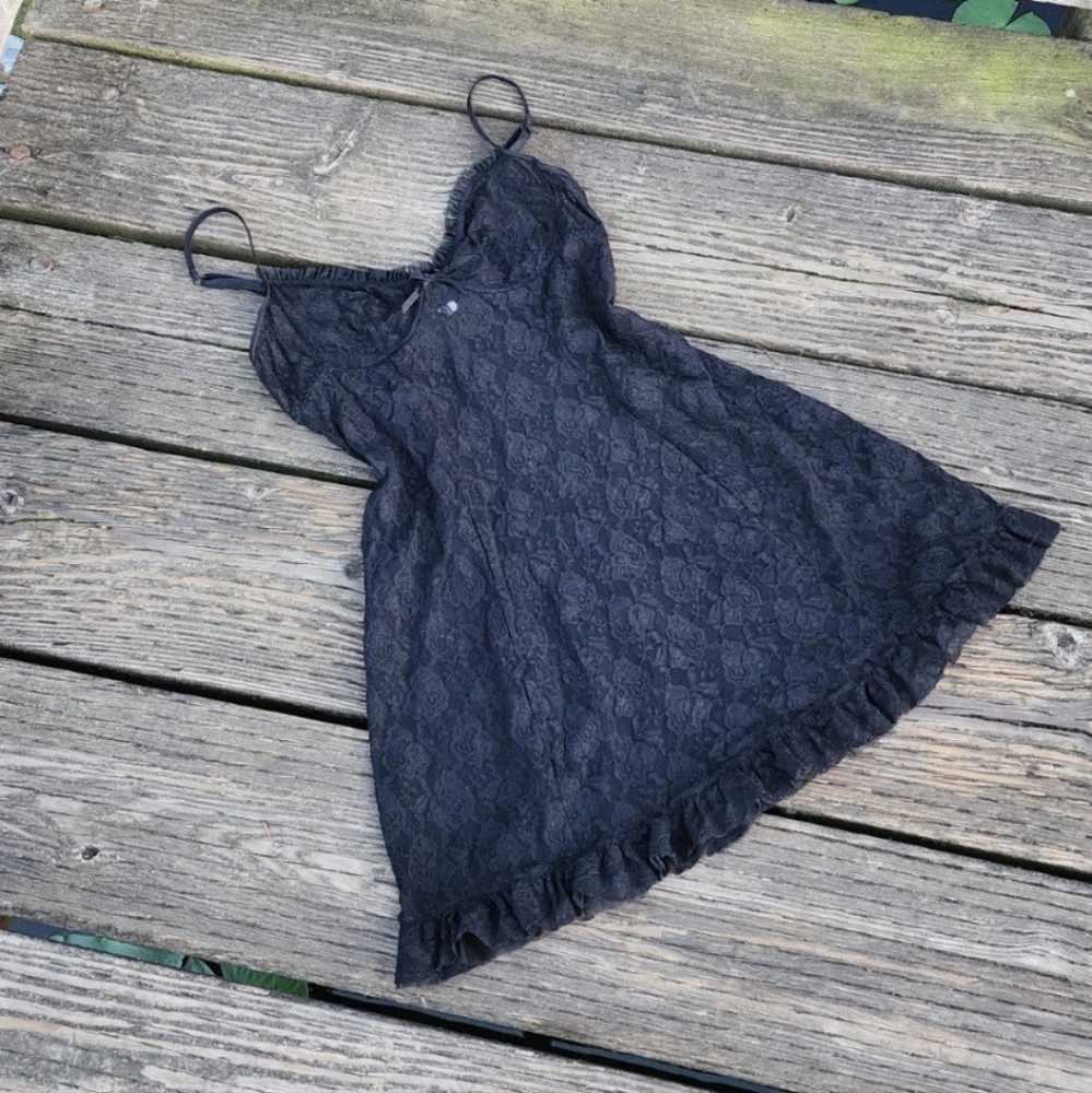 Black lace slip